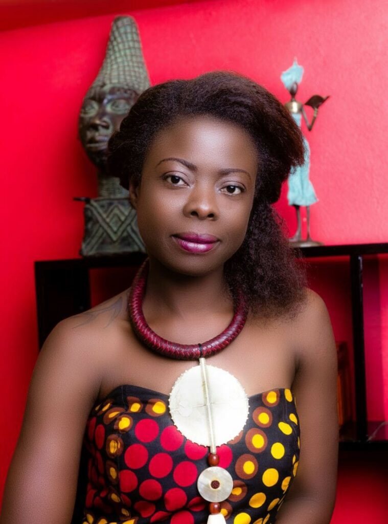Rencontre inspirante avec la créatrice passionnée de mode Jacquie Atandie